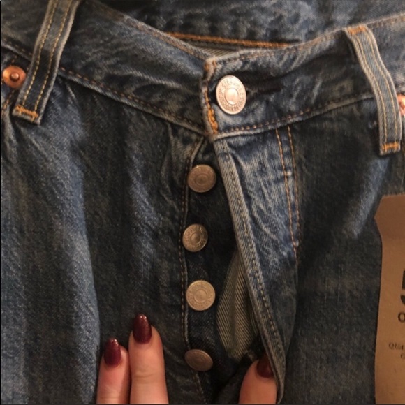 Levi’s 501 straight leg distressed jeans NWT - Picture 4 of 8